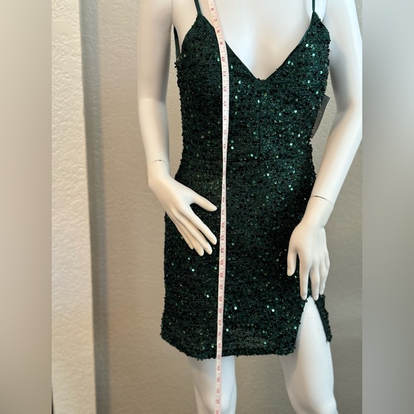 🥳♥️ NWT Dear Moon Green Sequin V-Neck Side Slit Mini Dress - Picture 7 of 12